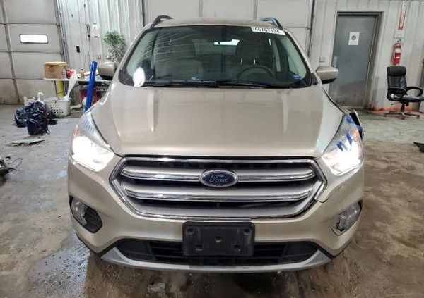 Ford Escape cena 29000 przebieg: 126961, rok produkcji 2017 z Recz małe 67